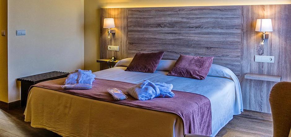 Hotel Balneari De Vallfogona De Riucorb Kültér fotó